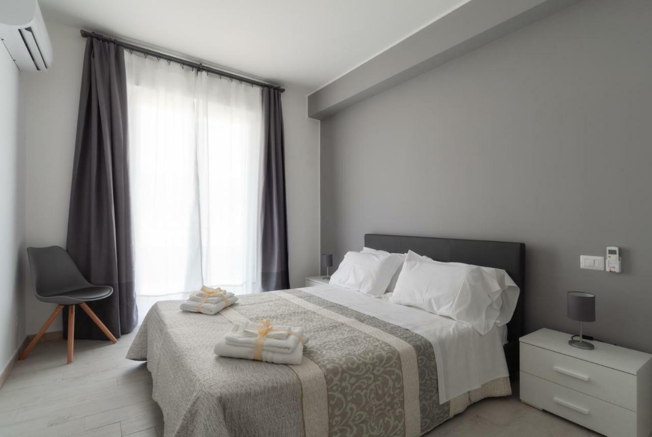 House 103 Rent Apartment Capo dʼOrlando エクステリア 写真